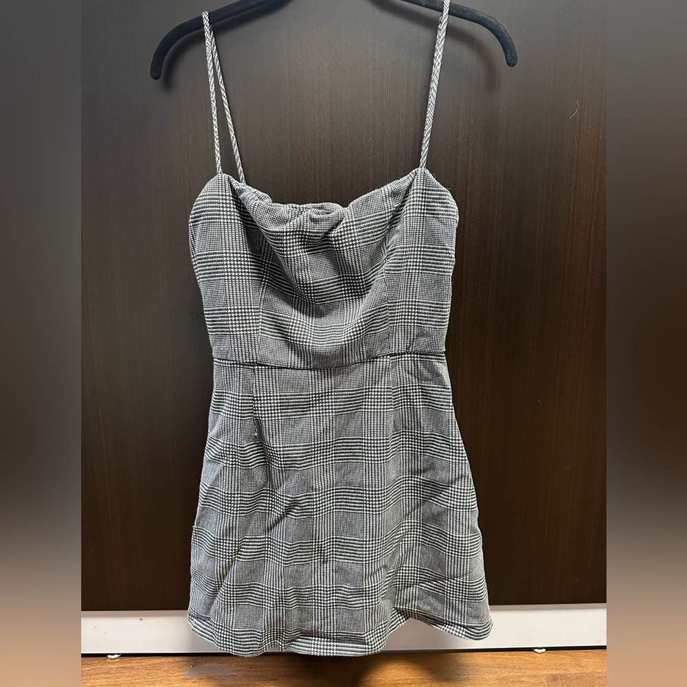Reformation mini dress. Size small. Good condition